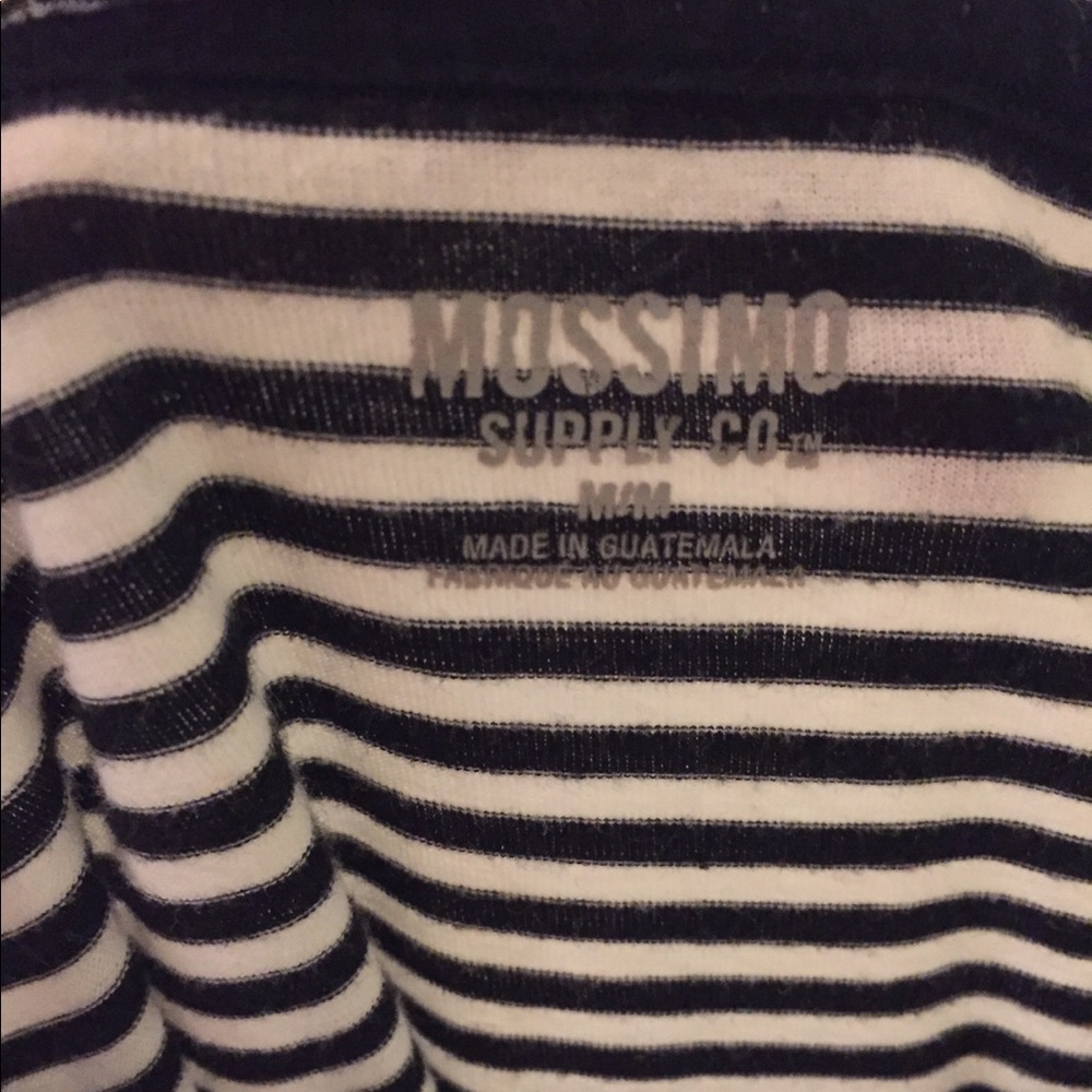 Black and white striped t shirt - Picture 3 of 3
